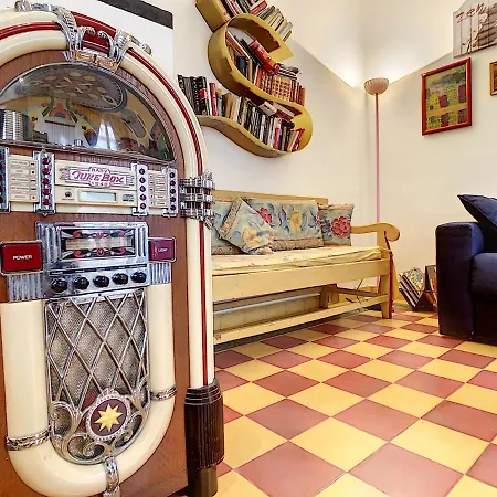 Nestor&jeeves - Sixties - - Very Close Sea - Retro Apartment *